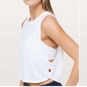 NWOT Turn and Twist Tank WHITE SIZE 8